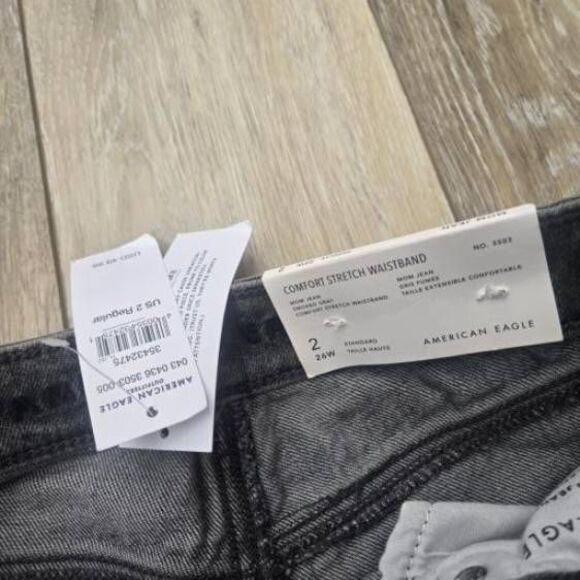 Nwt American Eagle Gray Distressed Ripped MOM Jeans size 2 new - Picture 5 of 9